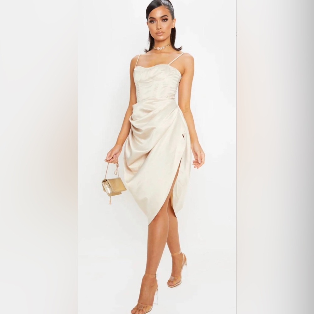 NWT Pretty Little Things Cream Satin Ruched Midi Skirt